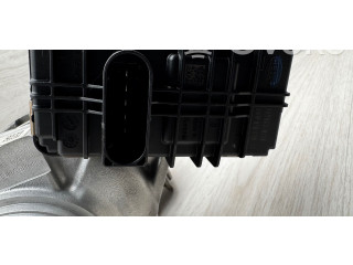 Vstřikovací lišta 8570082, VEAC02352   BMW 5 F10 F11    B47 
