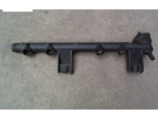 Топливная рампа 7700870914   Renault Twingo I  