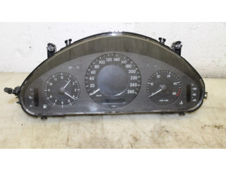 Přístrojová deska  Mercedes-Benz E W213 2006 A2115402348, A2115402348  