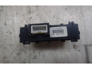Блок управления 25828899, 25828898   Cadillac SRX