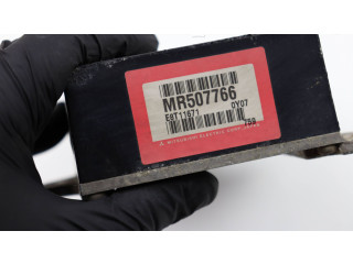 Блок управления двигателя MR507766, E8T11671   Mitsubishi Pajero Pinin