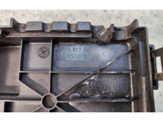Блок предохранителей  7M3937548A   Volkswagen Sharan    