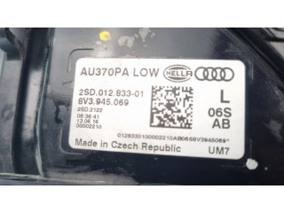 Задний фонарь левый 8V3945069, 2SD012833    Audi A3 S3 8V   2013-2019 года