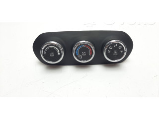 Блок управления климат-контролем 7356577920   Jeep Renegade