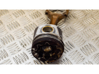 Píst 03L107065S   Audi A6 S6 C7 4G  pro naftový motor 2.0  