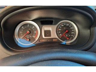 Přístrojová deska  Renault Clio III 2006 8200792845S  