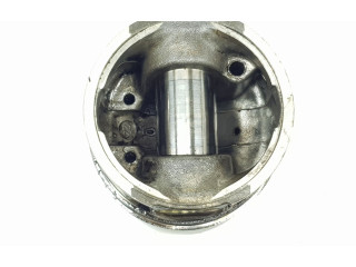 Píst 120107F411, 120107F411   Nissan Terrano    TD27TI 