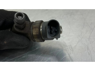 Vstřikovač 7793836   BMW 1 E81 E87  pro naftový motor 2.0  