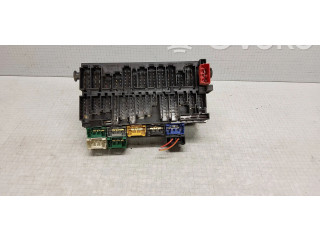 Блок предохранителей  357937039, 357937541   Volkswagen Vento    