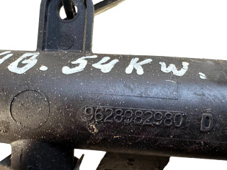 Топливная рампа 9628982980   Citroen Saxo 1.4 