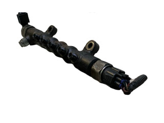 Vstřikovací lišta 8945820051, 752300700   Toyota RAV 4 (XA40)     