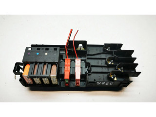 Блок предохранителей 2115452601, 013948411   Mercedes-Benz R W251    