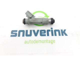 Форсунка 1611551580, 1611551580    Peugeot 108  1KRFE 
