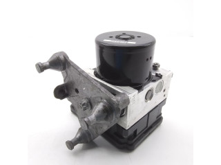 Jednotka ABS A1729014000   Mercedes-Benz C W204 2013