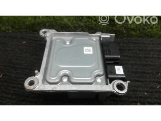 Блок подушек безопасности 8V4T14B321AE   Ford Kuga I