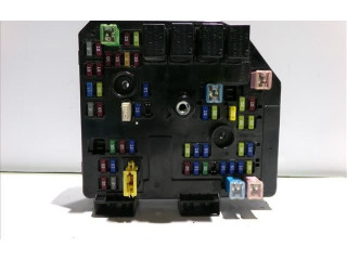 Блок предохранителей 60614436   Opel Antara    