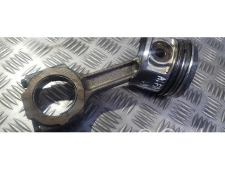 Píst    Alfa Romeo 156  pro naftový motor 1.9  