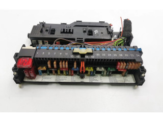 Блок предохранителей 8364542   BMW 3 E46    