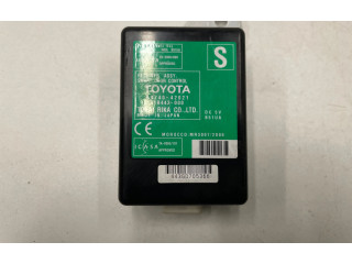 Блок управления двигателем Блок управления 8974042021, 61B443000   Toyota RAV 4 (XA30)