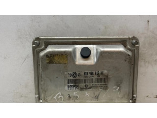 Řídící jednotka 038906019KC   Audi A4 S4 B5 8D 1999