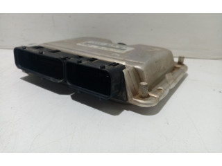 Řídící jednotka 8L0906018Q, 26SA7192   Audi TT Mk1 2000