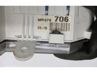 Přístrojová deska  Mitsubishi Pajero 2003 MR576706, MR576  