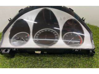 Přístrojová deska  Mercedes-Benz C W204 2009 A2049004008, A2045407542  
