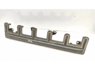Vstřikovací lišta 1440318   BMW Z4 E85 E86  pro benzínový motor 3.0 306S3 M54B30 