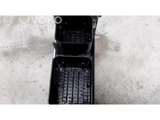 Блок подушек безопасности 9V4T14B321AB, 6U0011149704   Ford Kuga I