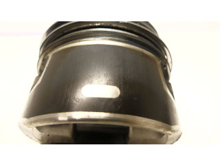  Поршень с шатуном YH01 YHZ YHW YHT YHS YHY YHV 75L146  Peugeot Rifter  