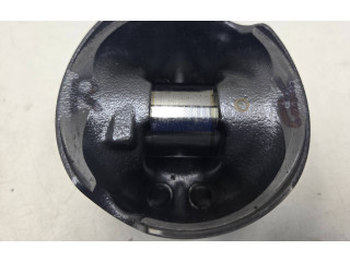 Píst A6420301718, A6420301718   Mercedes-Benz ML W164     
