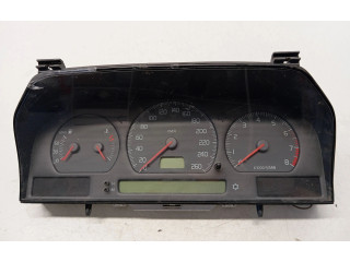 Přístrojová deska  Volvo S70  V70  V70 XC 1999 9472519, 9451530  