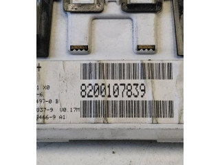 Дисплей    8200107839   Renault Megane II