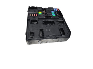 Блок предохранителей  284B64601R   Renault Espace V (RFC)    
