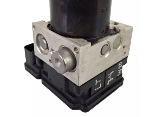 Jednotka ABS A1724314312, A1729014100   Mercedes-Benz C W204 2013