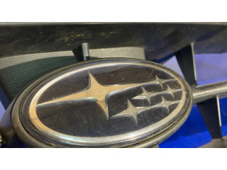 Передняя решётка Subaru Impreza II 2003-2005 года 91121FE150      