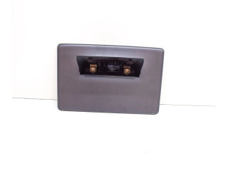 Дисплей    149471500A, 108954300J   Tesla Model 3