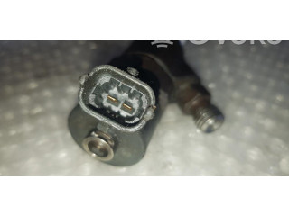 Vstřikovač 0445110146   Volvo S40, V40    D4192T3 