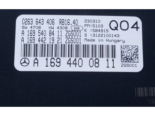 Přístrojová deska  Mercedes-Benz A W169 2011 A1694400811, E3-A1-7-2  