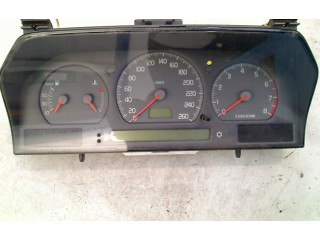 Přístrojová deska  Volvo S70  V70  V70 XC 1998 9166196, 9166196  
