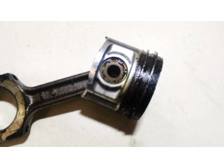 Píst    Alfa Romeo 166  pro naftový motor 2.4  