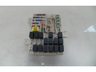 Блок предохранителей  MN108319, MN108319   Mitsubishi Colt    