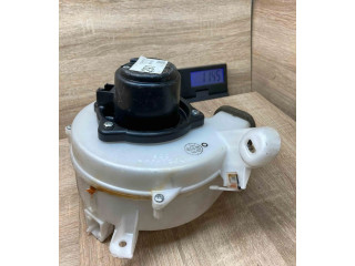 Вентилятор печки    8713047070   Toyota Prius (XW20)