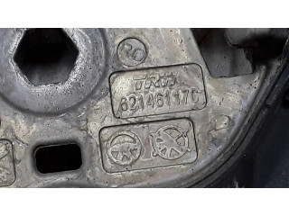 Руль Ford Fiesta  2009-2012 года 62146117C      