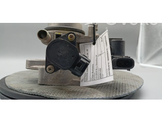 Vstřikovací lišta 222100J010, 1368001702   Toyota Yaris     