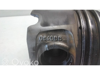 Píst 0840BB   BMW 3 E90 E91  pro naftový motor 2.0 n47d20a 