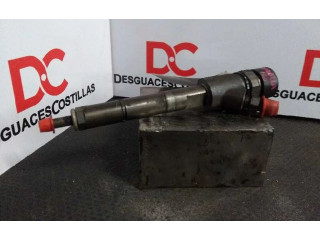 Vstřikovač 2367033040, BOSCH   Toyota Corolla E110     