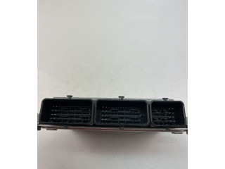 Řídící jednotka 237102982S, 237105499R   Renault Clio IV 2014