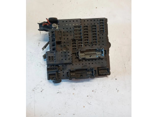   Pojistková skříňka 30728512   Volvo S60 2005
