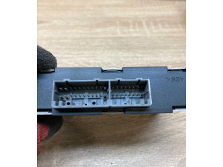 Блок комфорта 30824424   Volvo S40, V40   